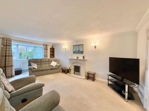 Photo 14- click for photo gallery